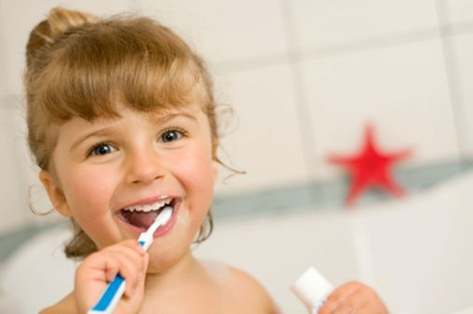 Rozpoczyna się realizacja programu poprawy dostępności do świadczeń stomatologicznych w szkołach