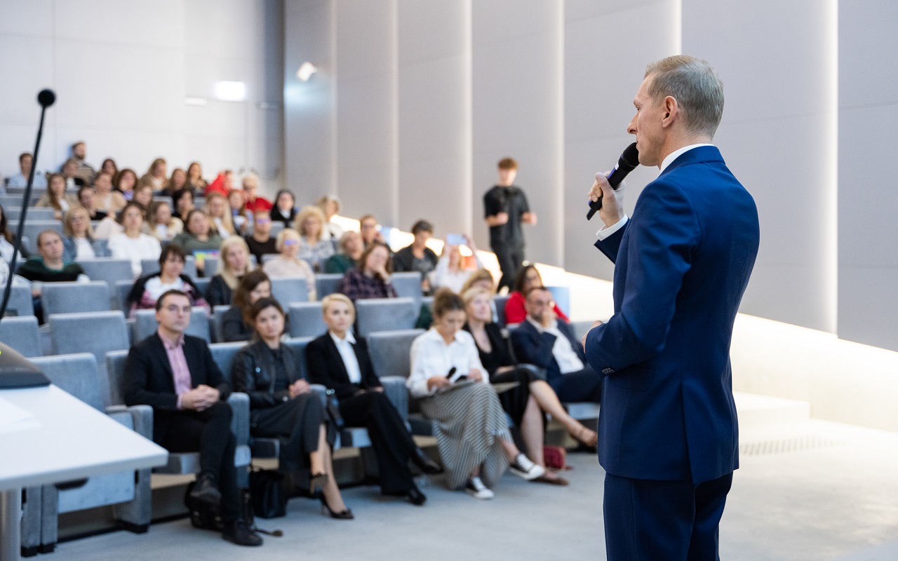 Powitanie gości i uczestników konferencji